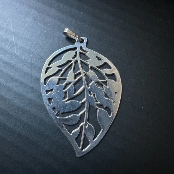 Gold Plated Sterling Silver Leaf Pendant - Picture 3 of 3